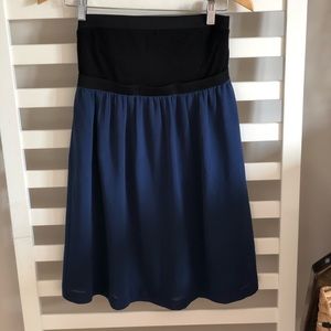 Short, strapless dress!